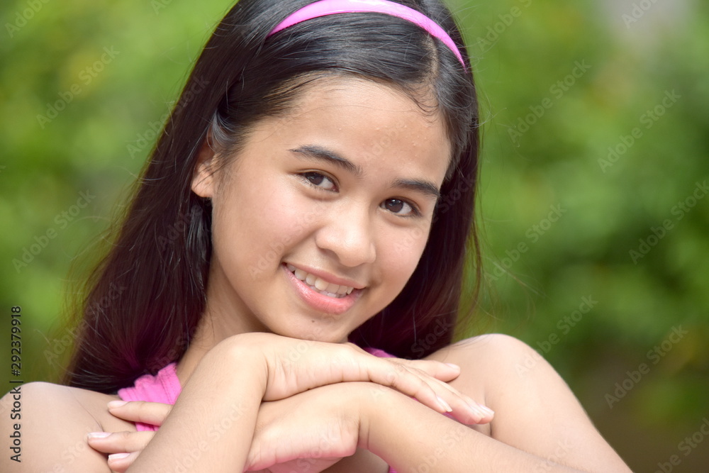filipina young girl A Beautiful Young Filipina Teenager Girl の Stock フォト | Adobe Stock