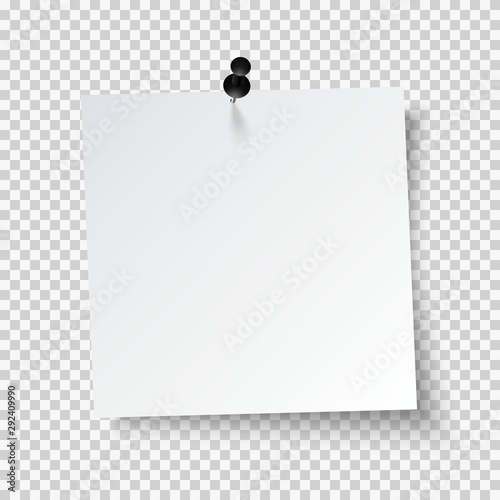 Fotografía Blank note papers, pinned with a push pin on transparent background