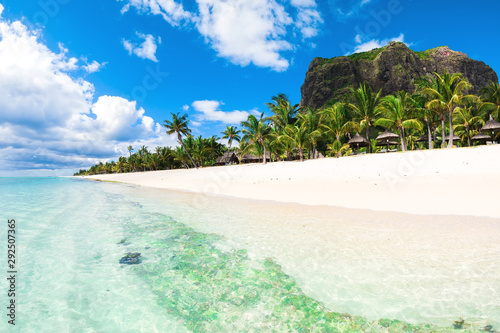 Beautiful view of the resort on Mauritius Tableau sur Toile
