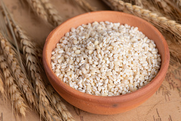 Wall Mural - Raw peeled barley grains  (Hordeum vulgare)