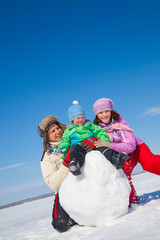 Canvas Print - family  on winter vacation