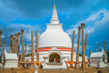 Thuparamaya, First Buddhist Temple In Sri Lanka