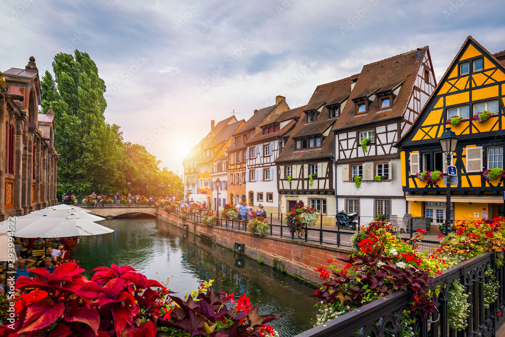 Colmar, Alsace, France. Petite Venice, water canal and traditional half timbered houses. Colmar is a charming town in Alsace, France. Beautiful view of colorful romantic city Colmar, France, Alsace. - obrazy, fototapety, plakaty 