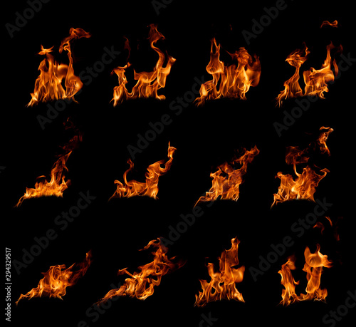 Fotografía fire flames in black background