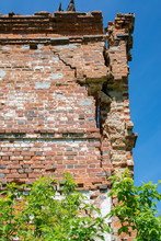 Old Crumbling Brick Building, Dilapidated, Abandoned