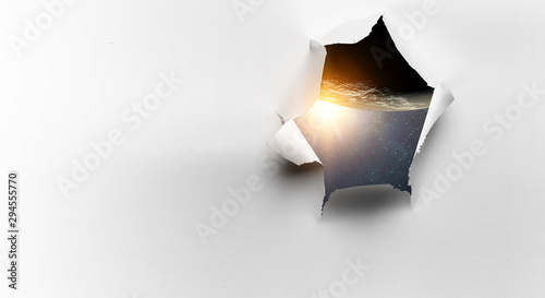 Cuadros en Lienzo Effect of torn paper hole