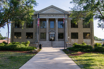 Leesburg city hall 