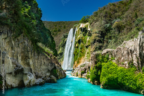 Cascada De Tamul San Luis Potosi Stock Foto Adobe Stock