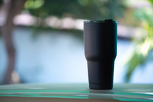 Black Colour Stainless Steel Tumbler Or Cold And Hot Storage Cup