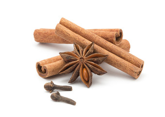 Wall Mural - Cloves, anise and cinnamon