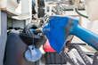 © M. Perfectti - Llenado del deposito de adblue del camion