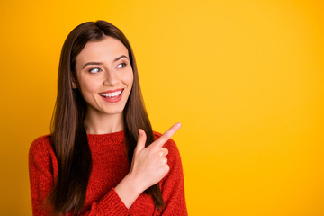 Wall Mural - photo of white cheerful cute nice fascinating promoter smiling toothily pointing at empty space for 