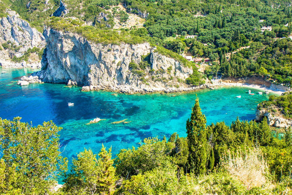 ¡Locurón! Corfú a precio de ganga: Vuelos directos y 7 noches por menos de 300€