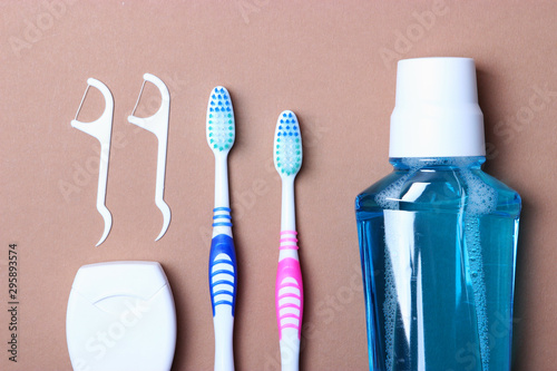 Fotografía Flat composition for oral care and place for text on a light background