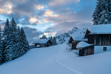 Canvas Print - Winterwandern in den Alpen