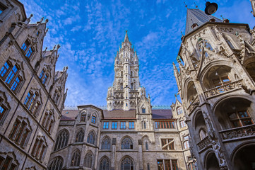 Wall Mural - The New Town Hall located in the Marienplatz in Munich, Germany