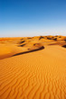 © Wolfgang Weinhaeupl/Westend61 - Sultanate Of Oman, Wahiba Sands, dunes in the desert