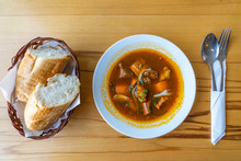 Traditional Vietnamese Food - Bo Kho Braised Beef With Bread