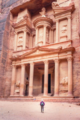 Wall Mural - The Treasury temple (Al Khazneh), Petra Jordan