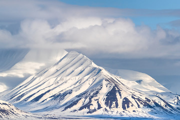 Wall Mural - Snow  covered mountains of Svalbard