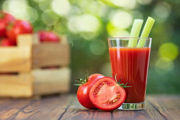 Wall Mural - tomato juice in glass