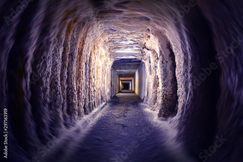 Cuadros en Lienzo Tunnel in dungeon. Composition with perspective.