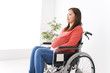 © maroke - 車いすに乗る妊婦