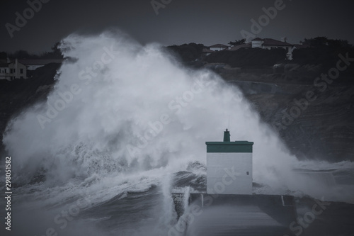 Cuadros en Lienzo Tempête, vagues puissantes, grosse houle, submersion