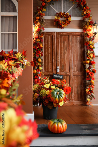 Fotomural House entrance decorated for traditional autumn holidays