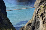 Fototapeta Fototapety mosty linowy / wiszący - Most linowy Carrick-a-rede rope bridge Irlandia Północna