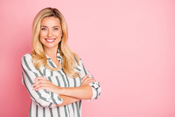 Photo of white cheerful cute charming pretty business lady with arms crossed showing her intelligence smiling beaming isolated over pastel color background