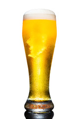 Wall Mural - glass of beer isolated on white background.