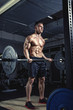 © Matthias Drobeck/Westend61 - Physical athlete weightlifting