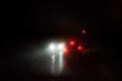 canvas print picture - unterwegs mit Gegenverkehr, schlechte Sicht bei Nacht und Nebel. Erhöhte Aufmerksamkeit erforderlich.