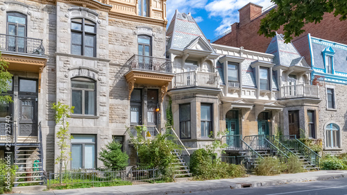 Fotografía Montreal, typical victorian house with exterior staircase in the Plateau Mont-Ro
