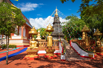 Wat That Temple, Vang Vieng. Laos.