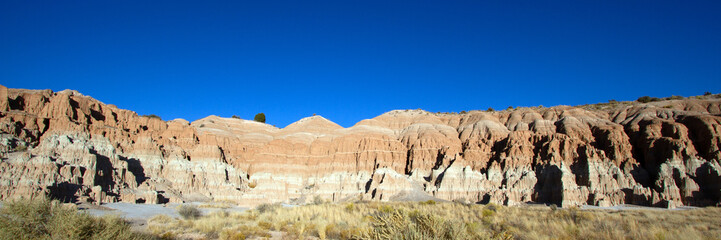 Canvas Print - Wide panorama of a colorful rock wall at Cathedral Gorge State Park near Panaca, Nevada