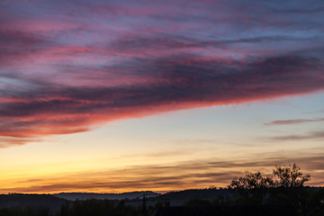 Poster - Allassac (Corrèze, France) - Coucher de soleil nuageux