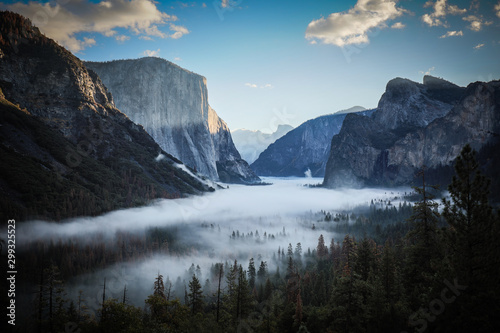 Yosemite Valley from Tunnel View in USA Canvas Print