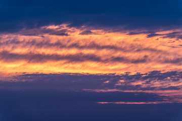 Wall Mural - Beautiful pink sunset over the sea.