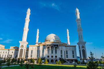 Wall Mural - Nur-Sultan Hazrat Mosque 307