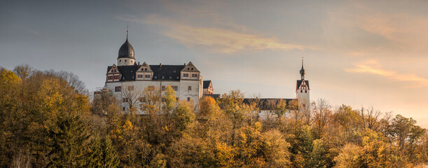 Schloss Rochsburg im herbstlichen Gewand
