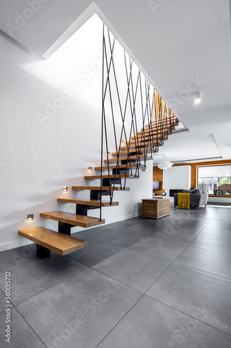 Modern Interior Design Stairs Kaufen Sie Dieses Foto Und