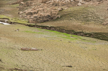 Sticker - The Ponsul River is a affluent of the Tejo River, in Portugal, and is a very large river. At this time it is completely dry, without water and with its bed cracked due to climate change