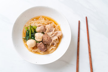 Braised pork noodles bowl