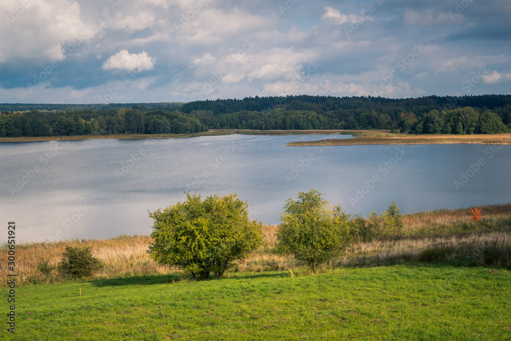 Pozezdrze lake at autumn, Warminsko- Mazurskie, Poland - obrazy, fototapety, plakaty 