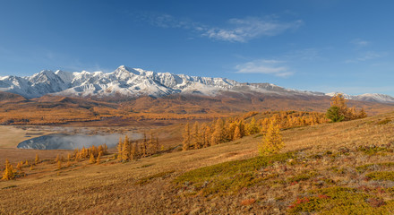 Wall Mural - mountains lake snow autumn reflection fog