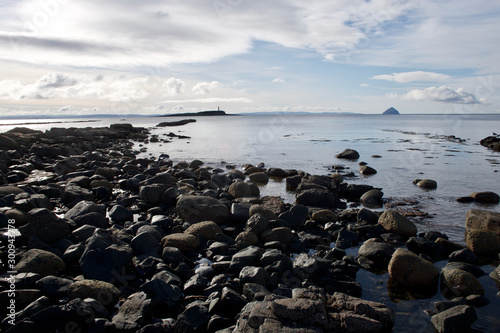 Fotomural Isle of Arran Shoreline with Alisa Craig on horizon