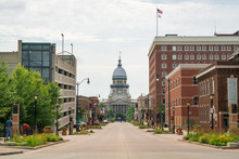 Street View Of The Illinois State Capitol Building
