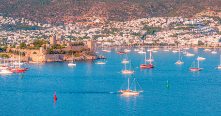 Wall Mural - Panoramic view of Saint Peter Castle (Bodrum castle) and marina - Bodrum, Turkey